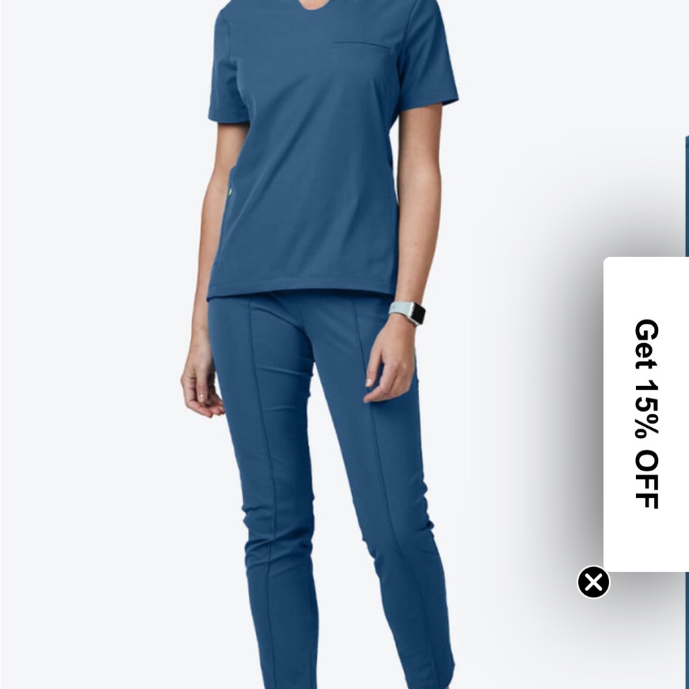 Medelita Ocean Blue Scrubs Set - Large (better than Figs)